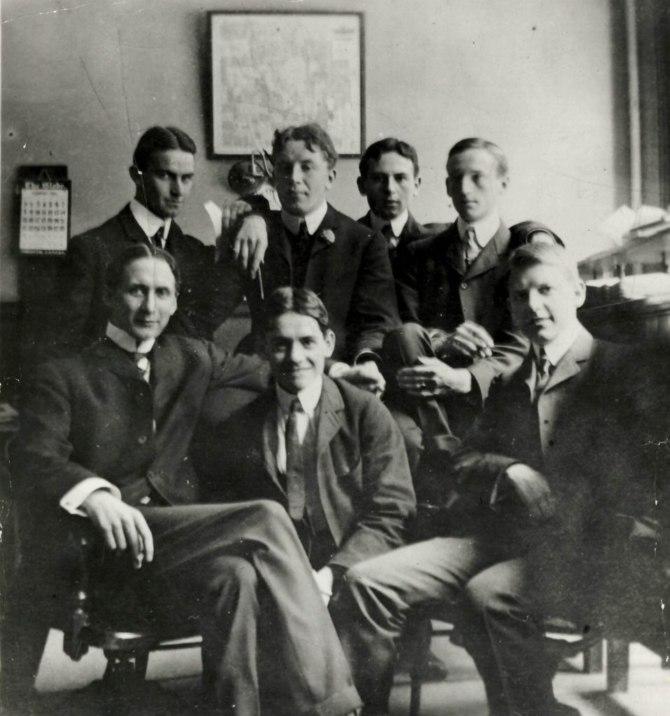 Dominion Securities front office staff in 1901